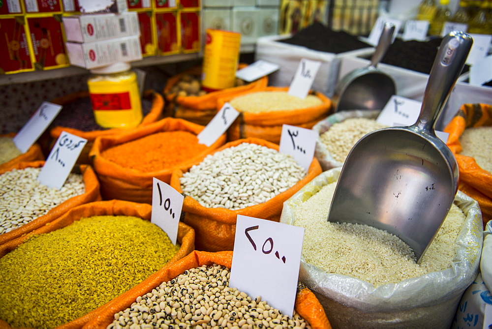 Spices in the Bazaar of Sulaymaniyah, Iraq Kurdistan, Iraq, Middle East 