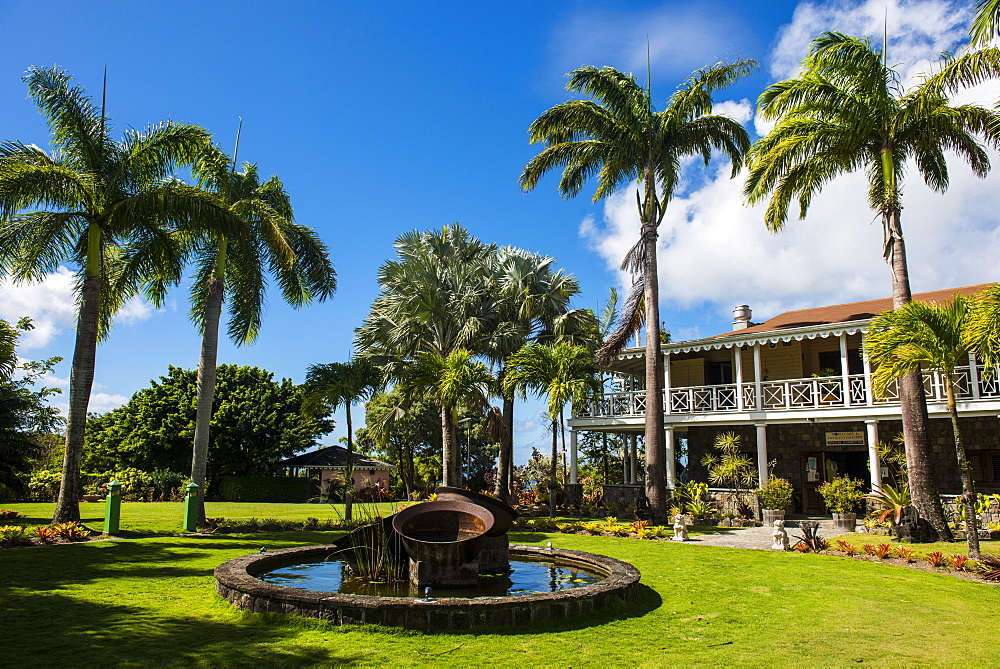 Historical mansion in the Botanical Gardens on Nevis Island, St. Kitts and Nevis, Leeward Islands, West Indies, Caribbean, Central America 