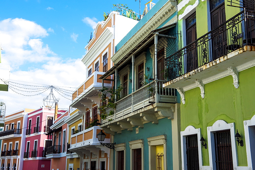 Colourful buildings in the old town of San Juan, UNESCO World Heritage Site, Puerto Rico, West Indies, Caribbean, Central America 