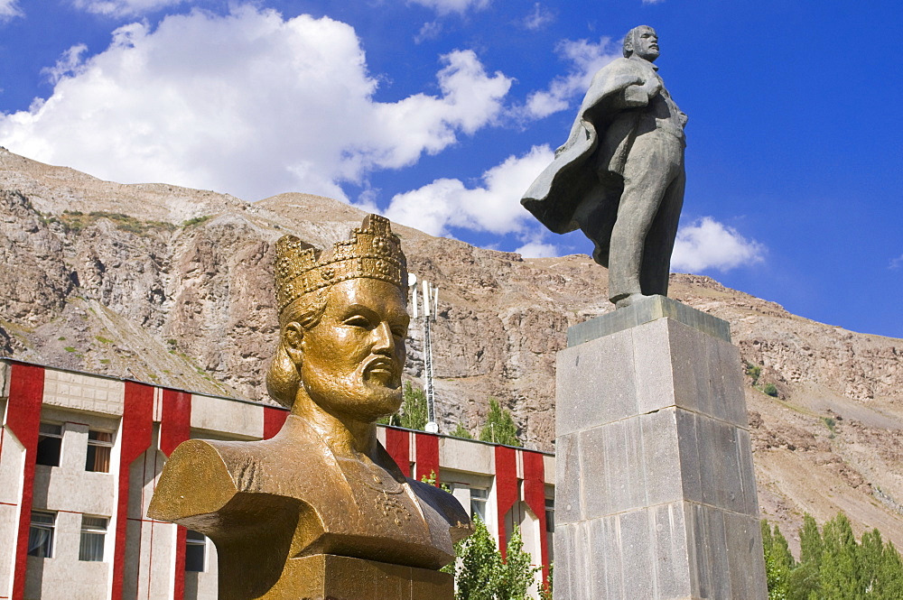 Statue of Lenin, Communism, Khorog, Tajikistan, Central Asia, Asia