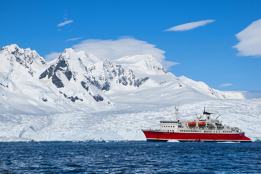 Cruise ship in front of the glaciers of Cierva Cove, Antarctica, Polar Regions