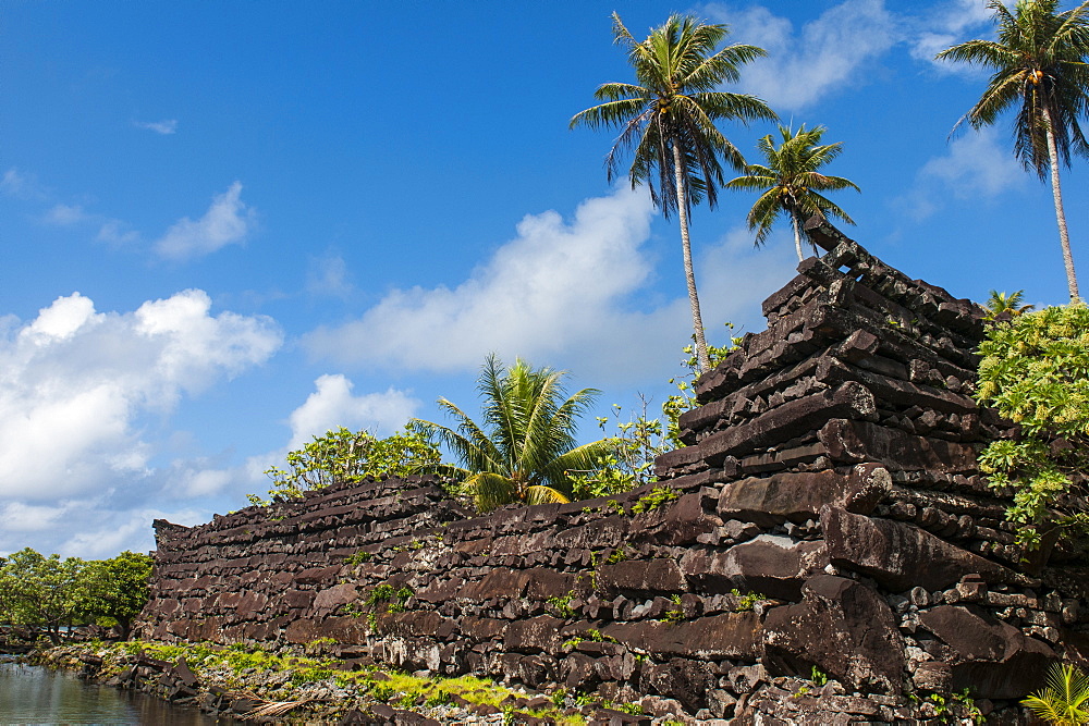 Ruined city of Nan Madol, Pohnpei (Ponape), Federated States of Micronesia, Caroline Islands, Central Pacific, Pacific 