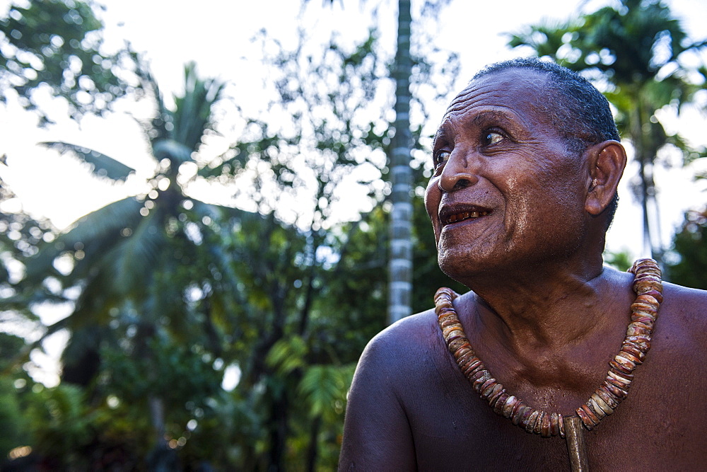 Old islander on the Island of Yap, Federated States of Micronesia, Caroline Islands, Pacific