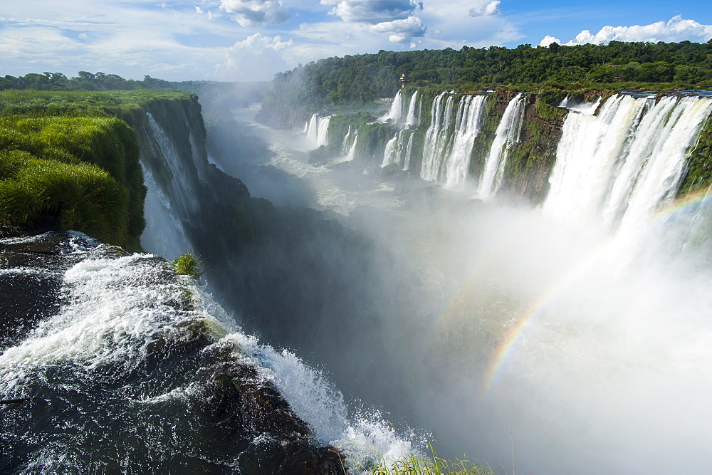 Foz de Iguazu (Iguacu Falls), Iguazu National Park, UNESCO World Heritage Site, Argentina, South America 