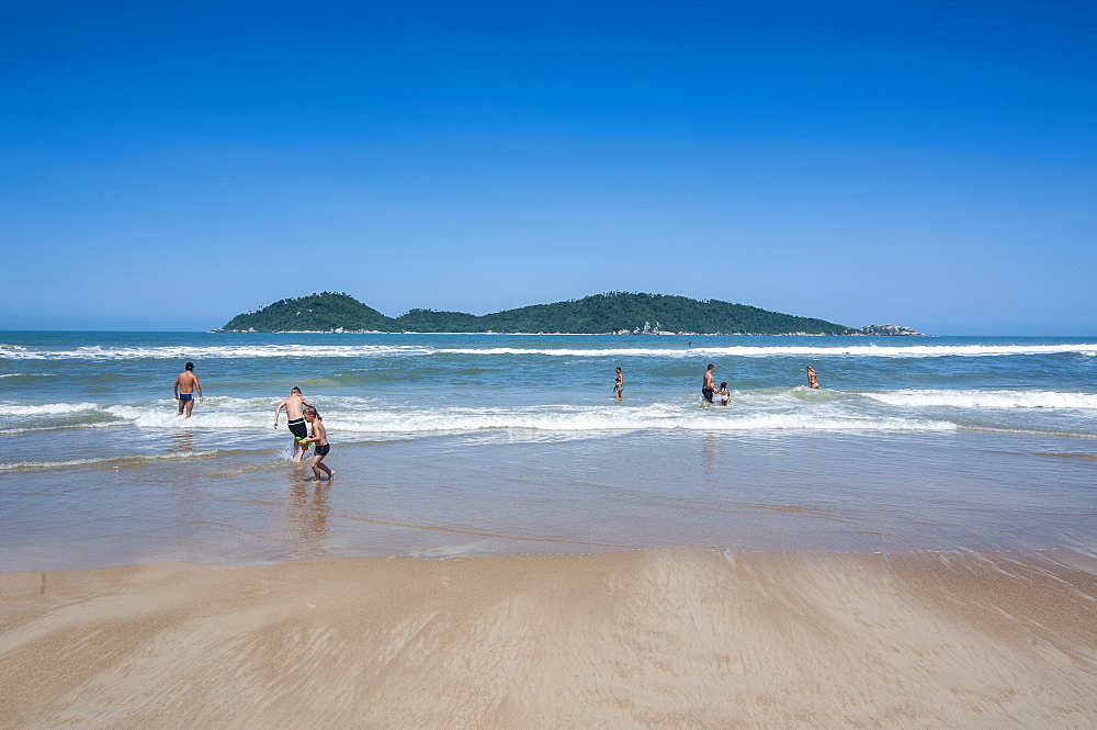 Campeche Beach on Ilha Catarina (Santa Catarina Island), Santa Catarina State, Brazil, South America