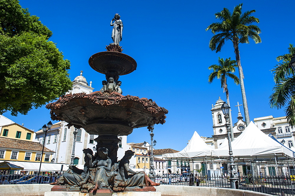 16 do novembro Square in the Pelourinho, UNESCO World Heritage Site, Salvador da Bahia, Bahia, Brazil, South America 