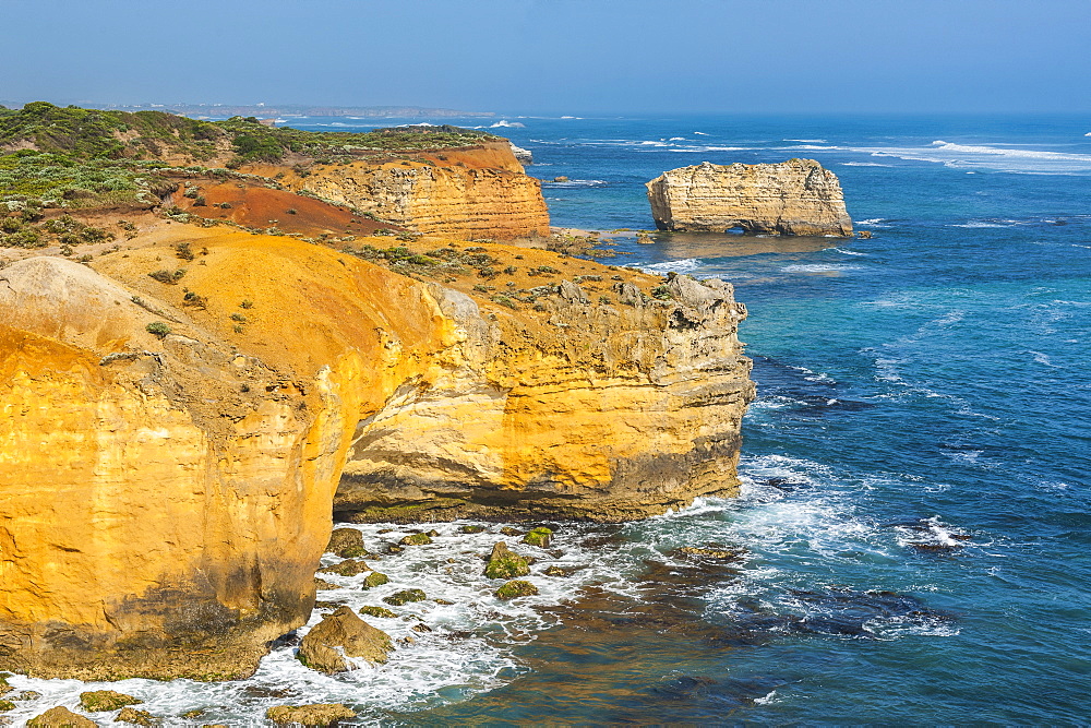 Bay of Islands rock formations along the Great Ocean Road, Victoria, Australia, Pacific 