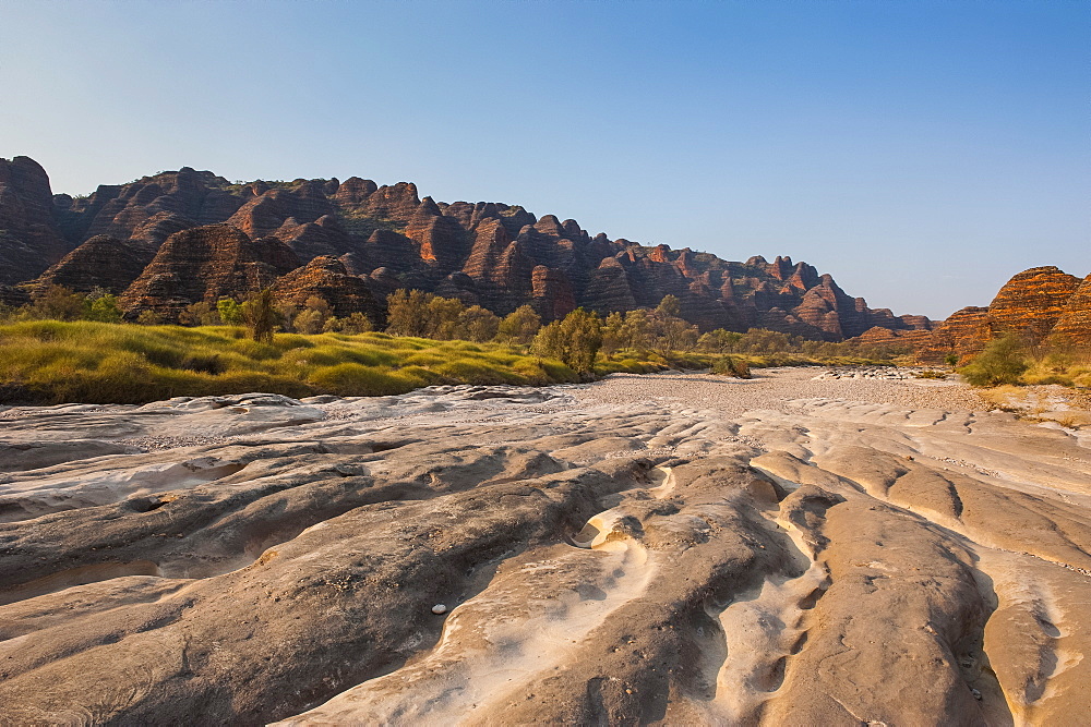 Dry river and the beehive-like mounds in the Purnululu National Park, UNESCO World Heritage Site, Bungle Bungle mountain range, Western Australia, Australia, Pacific