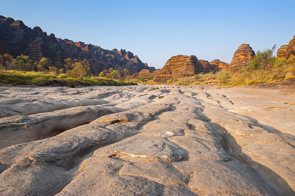 Dry river before the the beehive-like mounds in the Purnululu National Park, UNESCO World Heritage Site, Bungle Bungle mountain range, Western Australia, Australia, Pacific