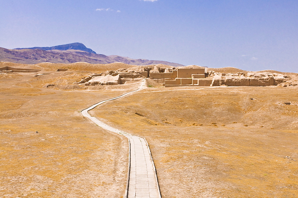 The ruins of the Parthian fortress, Nissa, UNESCO World Heritage Site, Turkmenistan, Central Asia, Asia