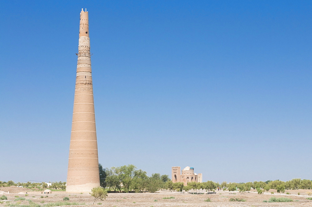 Konye Urgench with Gutlug Timur minaret, UNESCO World Heritage Site, Turkmenistan, Central Asia, Asia