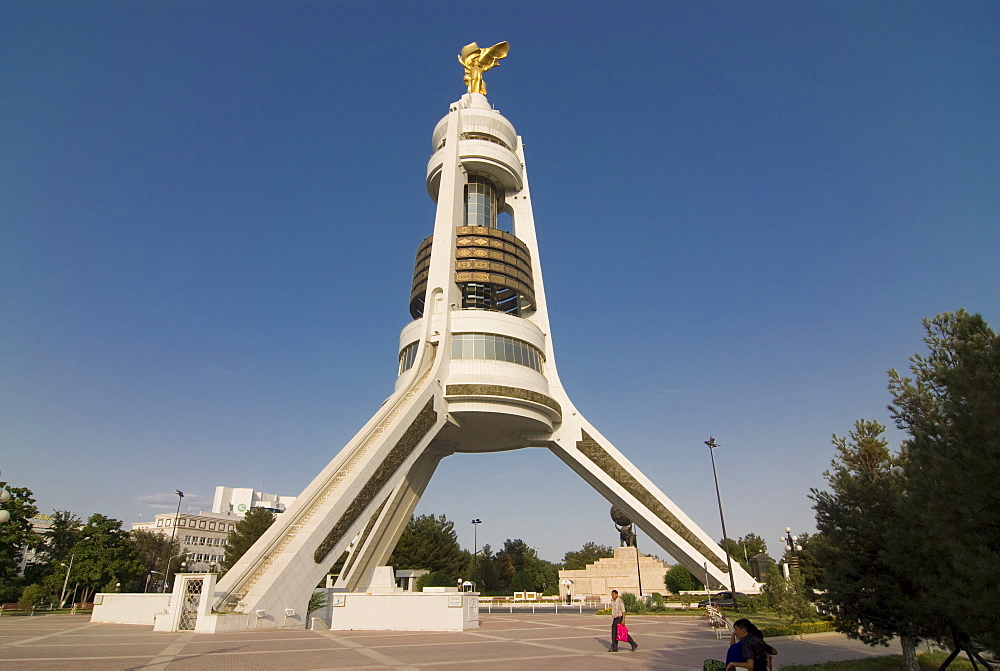 Arch of Neutrality, Ashgabad, Turkmenistan, Central Asia, Asia