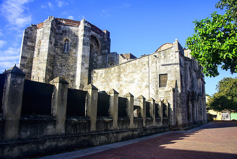 Cathedral Primada de America, Old Town, UNESCO World Heritage Site, Santo Domingo, Dominican Republic, West Indies, Caribbean, Central America