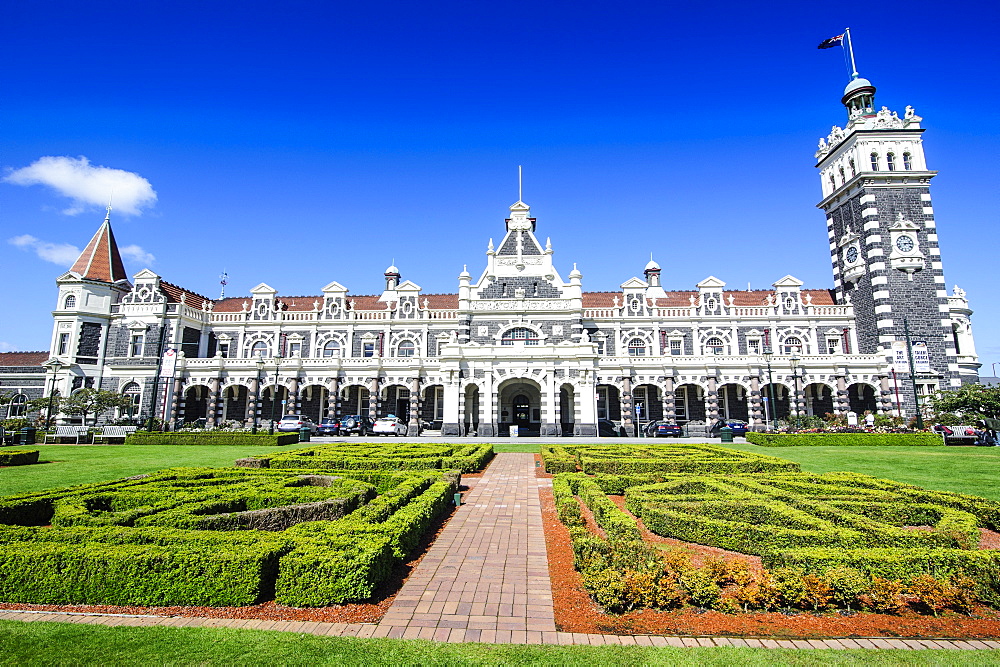 Edwardian railway station, Dunedin, Otago, South Island, New Zealand, Pacific