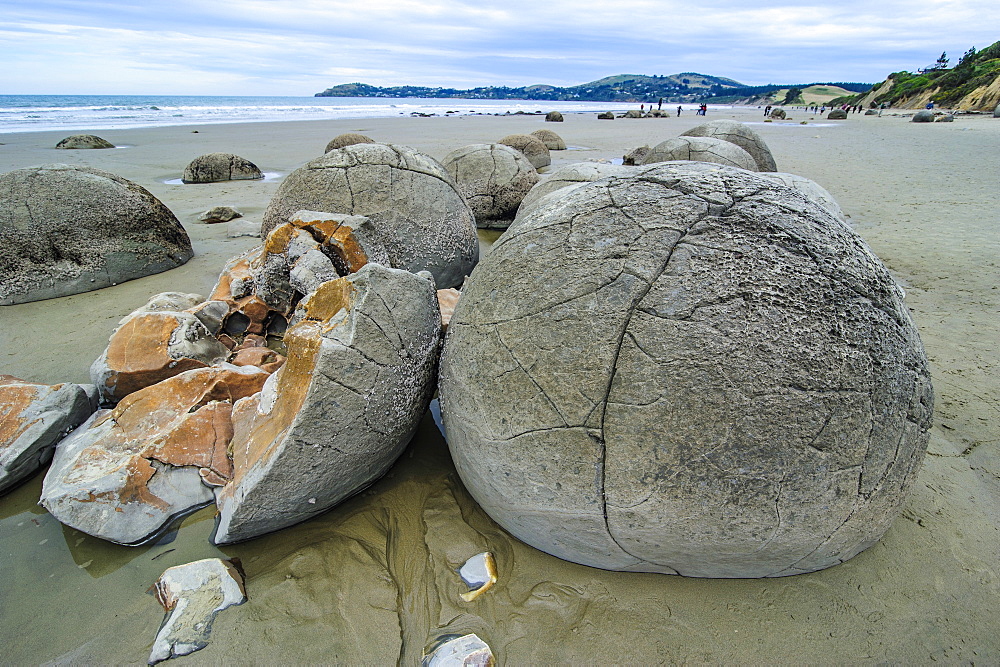 Moeraki Boulders, Koekohe Beach, South Island, New Zealand, Pacific