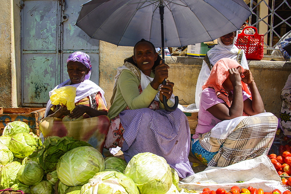 Friendly market women on the Market of Adi Keyh, Eritrea, Africa