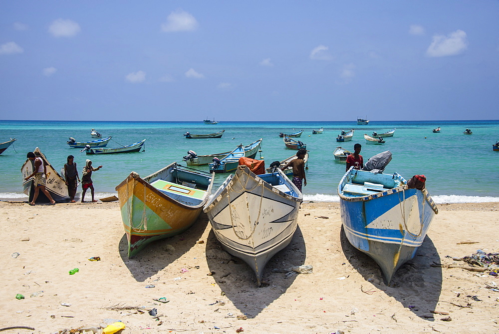 Fishing boats in the turquoise waters of Qalansia on the west coast of the island of Socotra, UNESCO World Heritage Site, Yemen, Middle East