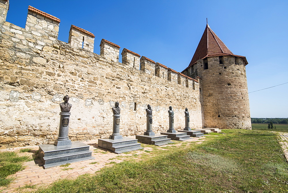 Heroes statues in front of the Bender fortress in Bender, Republic of Transnistria, Moldova, Europe