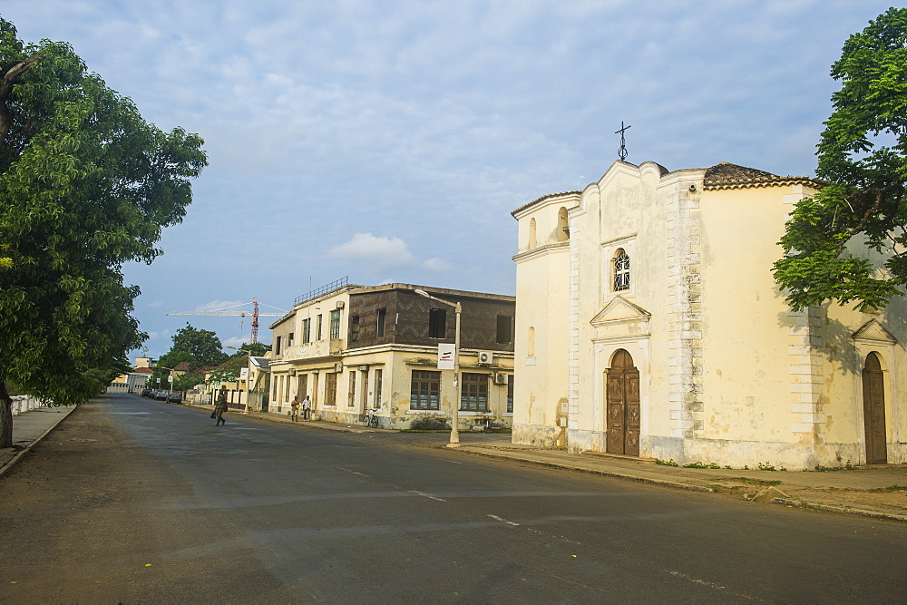 Colonial houses in the city of Sao Tome, Sao Tome and Principe, Atlantic Ocean, Africa