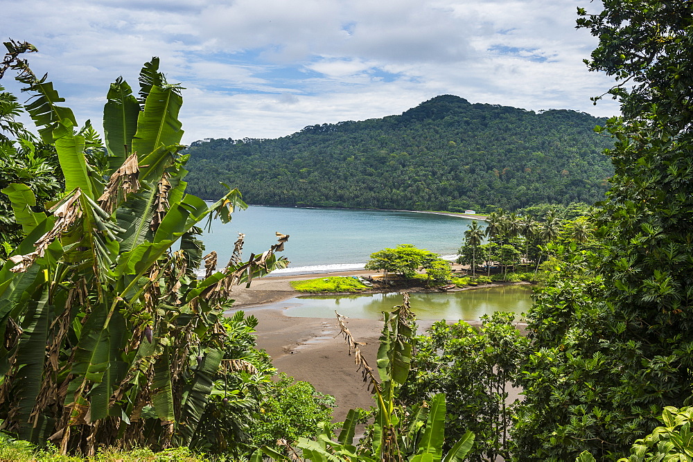 View over the bay of Sao Joao dos Angloares, East coast of Sao Tome, Sao Tome and Principe, Atlantic Ocean, Africa