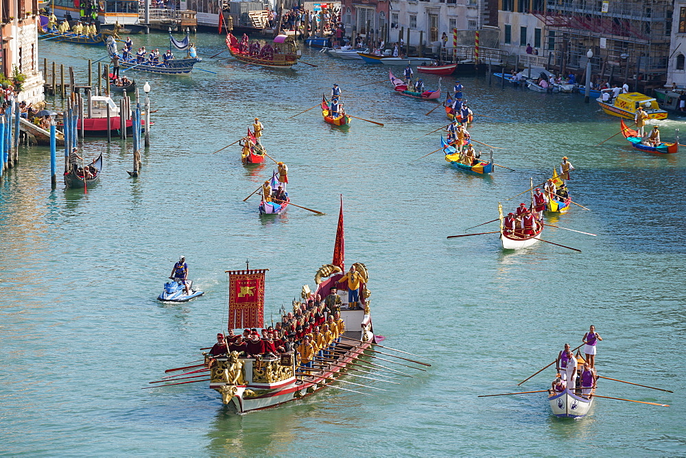 The boats of the historical procession for the historical Regatta on the Grand Canal of Venice, UNESCO World Heritage Site, Veneto, Italy, Europe