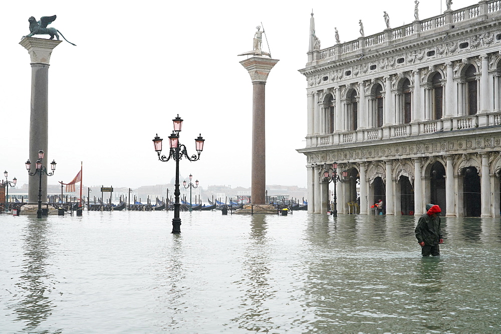 St. Mark's Square during the high tide in Venice, November 2019, Venice, UNESCO World Heritage Site, Veneto, Italy, Europe