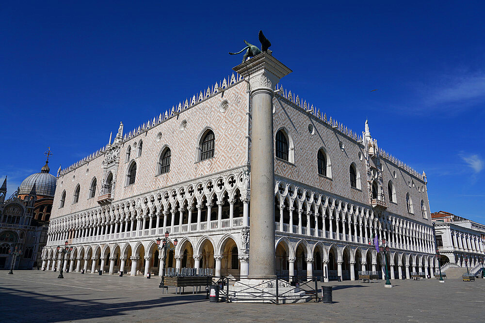 Doge's Palace during Coronavirus lockdown, Venice, UNESCO World Heritage Site, Veneto, Italy, Europe