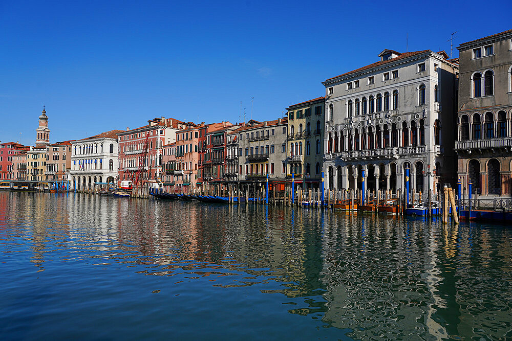 Reflections of the buildings in the calm water of the Grand Canal during Coronavirus lockdown, Venice, UNESCO World Heritage Site, Veneto, Italy, Europe