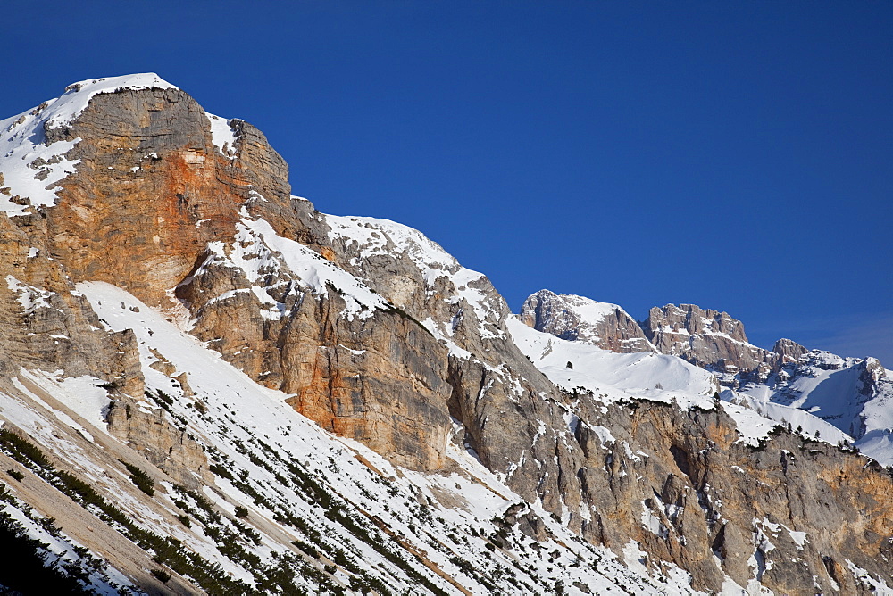 Ski mountaineering in the Dolomites, Cortina d'Ampezzo, Belluno, Italy, Europe