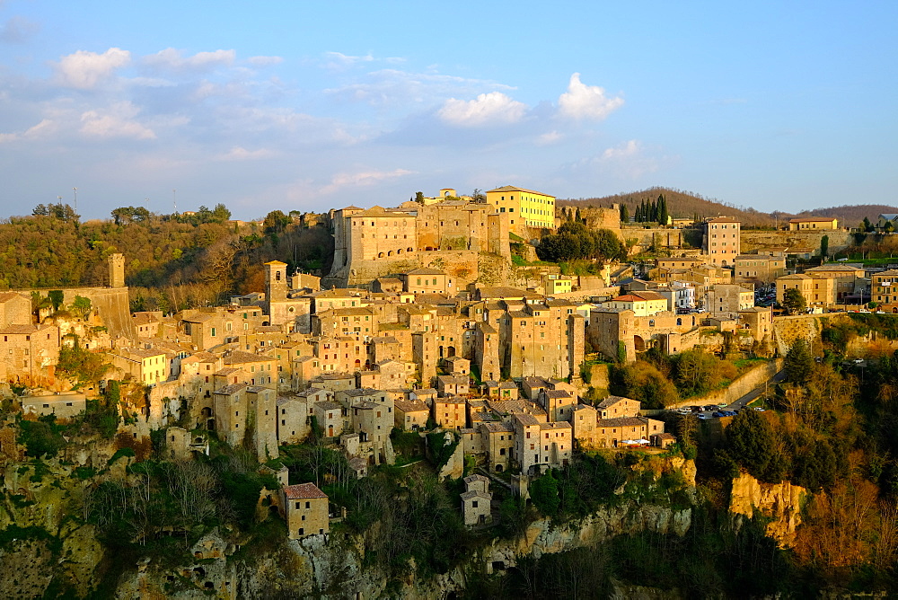 View of Sorano seen from Etruscan rock settlement of San Rocco, Maremma, Grosseto, Tuscany, Italy, Europe