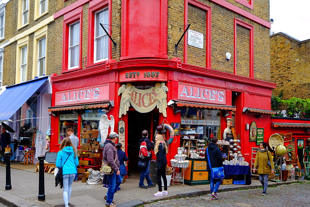 Vintage shop in Portobello Road, London, England, United Kingdom, Europe