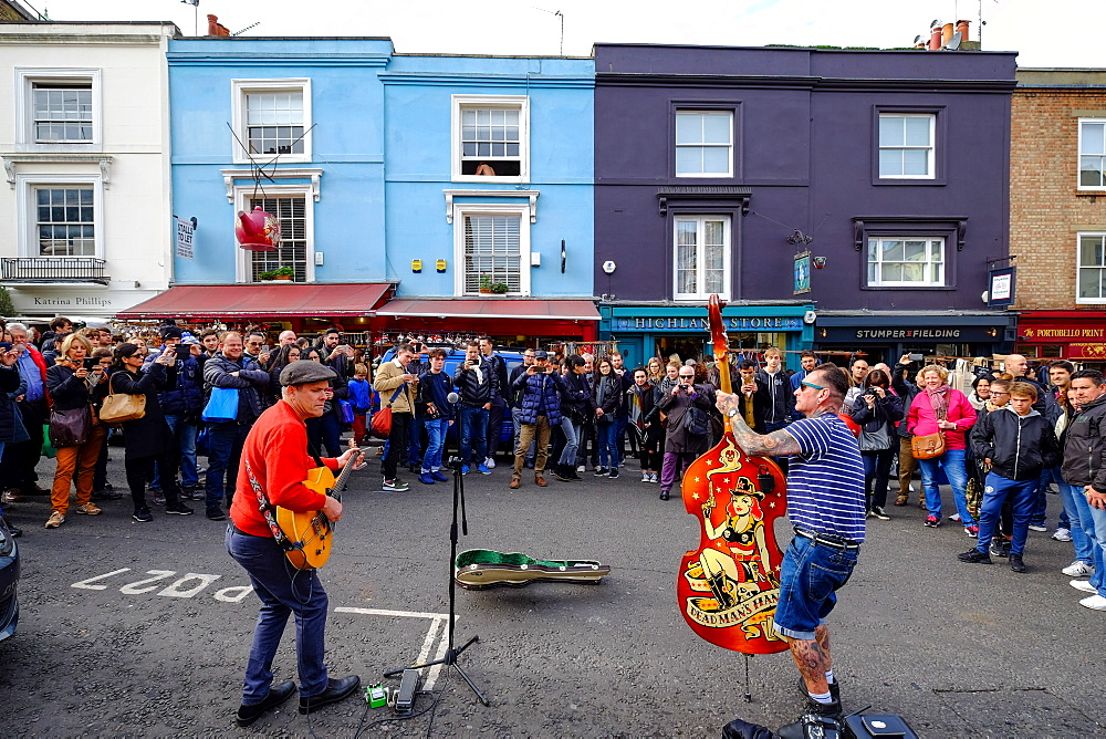 Street musicians, Portobello Road, London, England, United Kingdom, Europe