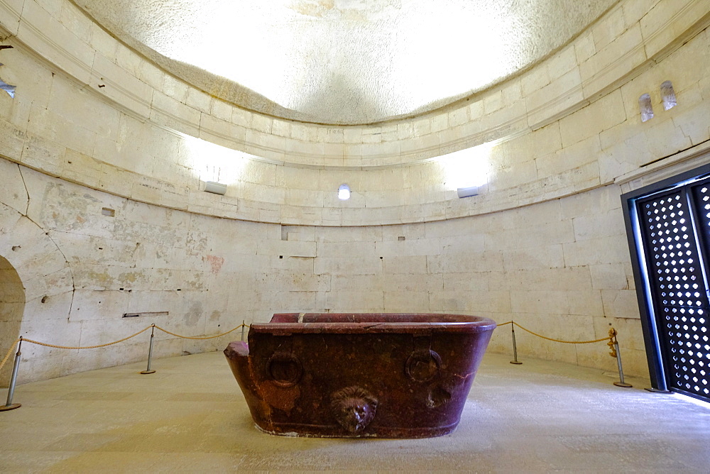 The Porphyry sarcophagus of Theodoric, Mausoleum of Theoderic, UNESCO World Heritage Site, Ravenna, Emilia-Romagna, Italy, Europe