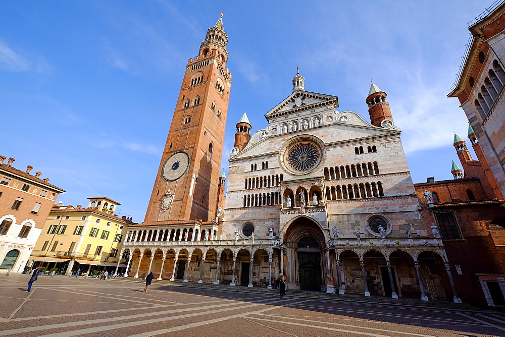 Cremona Cathedral, and Torrazzo bell tower, Cremona, Lombardy, Italy, Europe