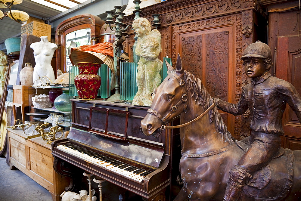 Antiques for sale, Les Puces de Saint-Ouen Flea Market, Porte de Clignancourt, Paris, France, Europe