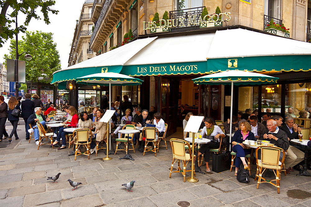 Les Deux Magots Cafe, Saint-Germain-des-Pres, Left Bank, Paris, France, Europe