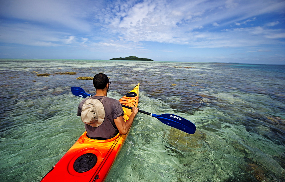 Kayaking in the Raja Ampat Islands, West Papua, Indonesia, New Guinea, Southeast Asia, Asia