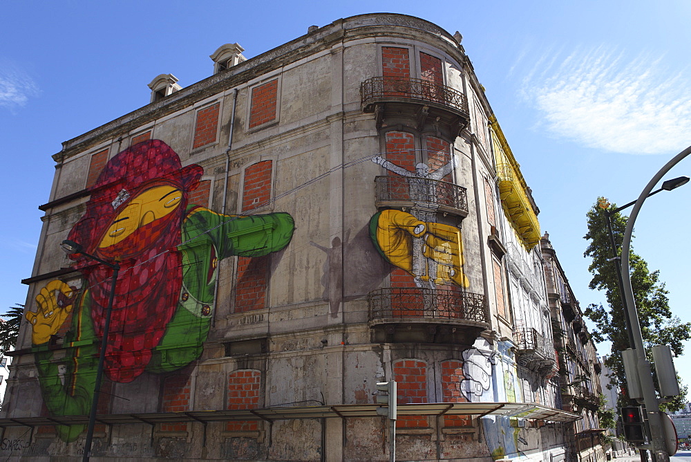 Gemeo's facade at the Avenida Fontes Pereira de Melo 24, part of the Crono urban art project, Lisbon, Portugal, Europe