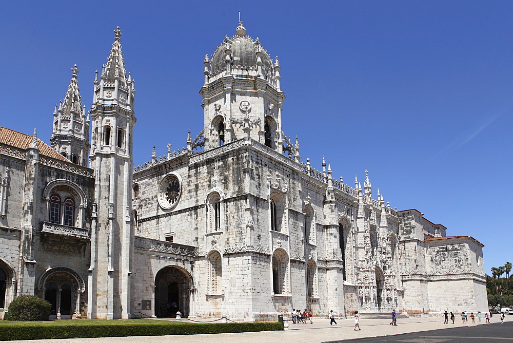 The Heironymites Monastery (Mosteiro dos Jeronimos), Manueline style, UNESCO World Heritage Site, Belem, Lisbon, Portugal, Europe