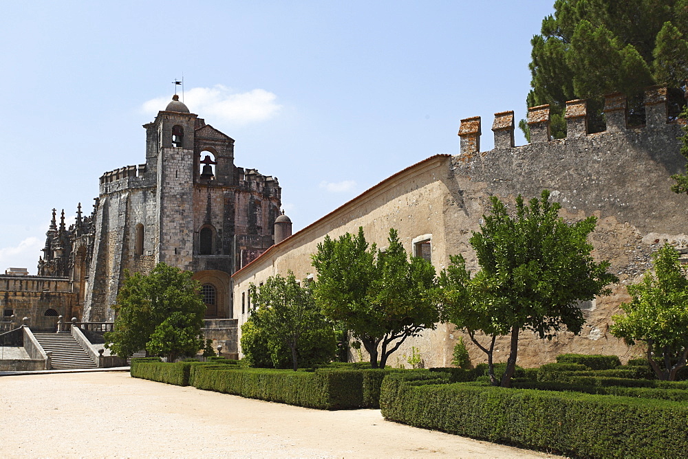 Gardens and exterior of the Convent of Christ (Convento de Cristo), UNESCO World Heritage Site, Tomar, Ribatejo, Portugal, Europe