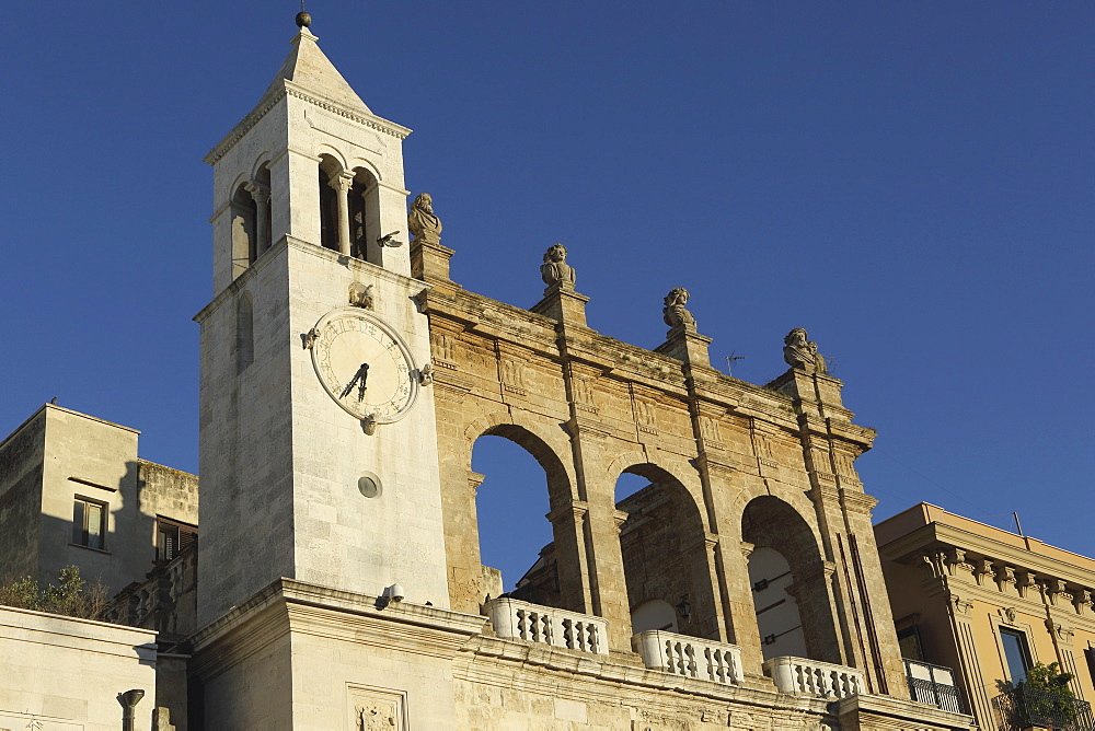 Palazzo del Sedile dei Nobili clock tower, Piazza Mercantile (Market Square), in the Bari Vecchia quarter of Bari, Apulia, Italy, Europe