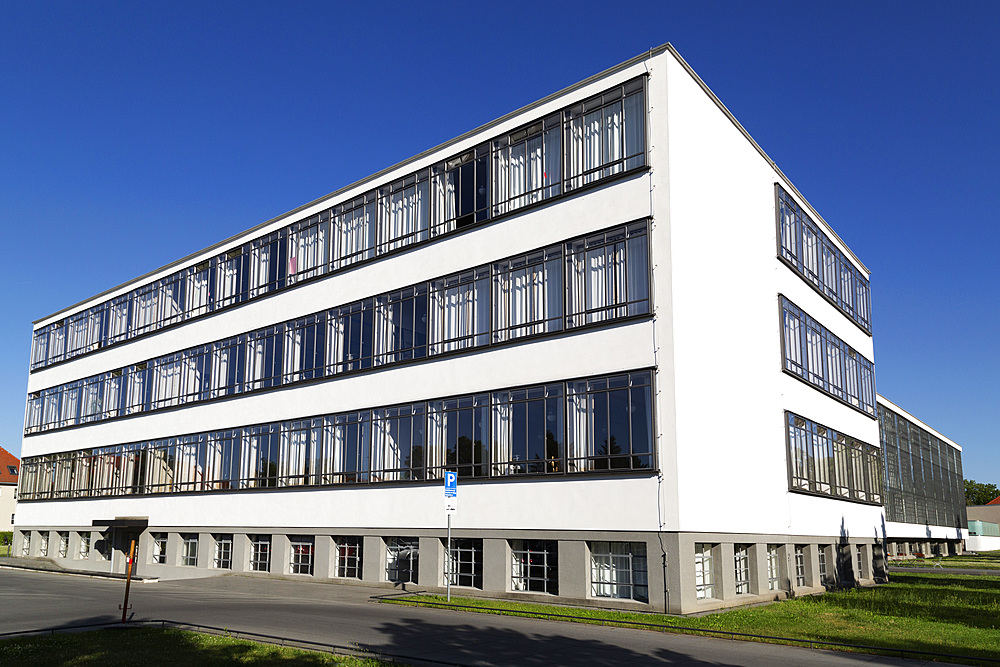 The Bauhaus Building, designed by Walter Gropius in 1926, UNESCO World Heritage Site, Dessau, Saxony Anhalt, Germany, Europe