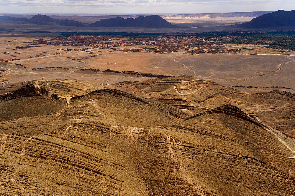 Mountains around the oasis of Figuig, province of Figuig, Oriental Region, Morocco, North Africa, Africa