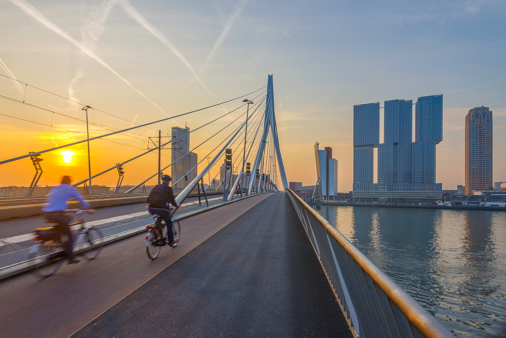 Erasmusbrug (Erasmus Bridge) and Wilhelminakade 137, De Rotterdam, The Rotterdam Building, Rotterdam, South Holland, The Netherlands, Europe