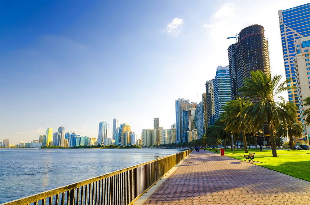 Buheirah Corniche beside Khalid Lagoon, Sharjah, United Arab Emirates, Middle East