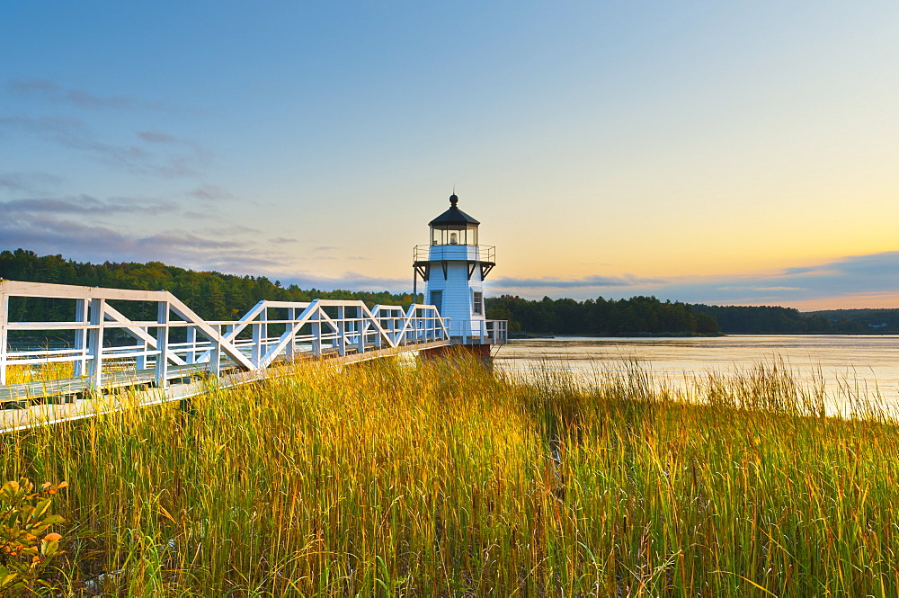 Doubling Point Light, Maine, New England, United States of America, North America