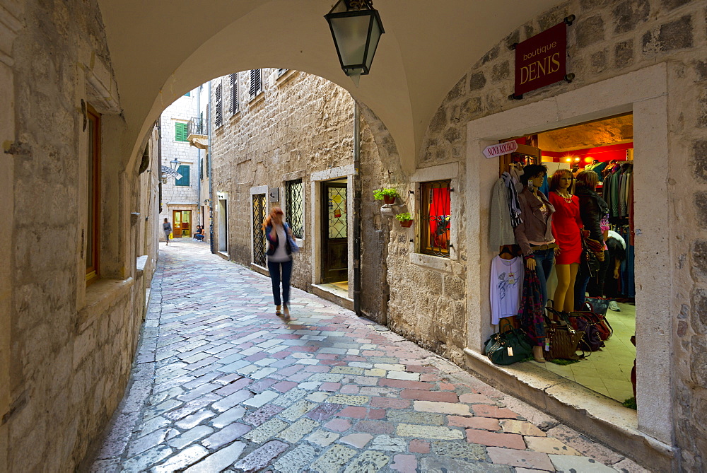 Old Town (Stari Grad), Kotor, Bay of Kotor, UNESCO World Heritage Site, Montenegro, Europe 