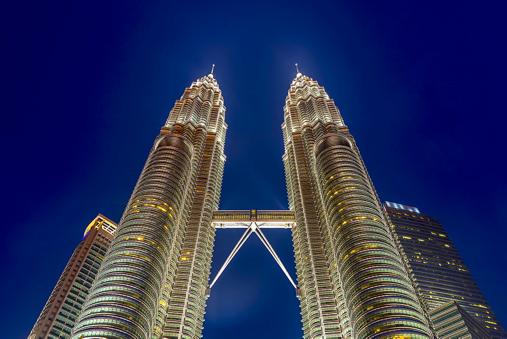 Petronas Towers, Kuala Lumpur, Malaysia, Southeast Asia, Asia