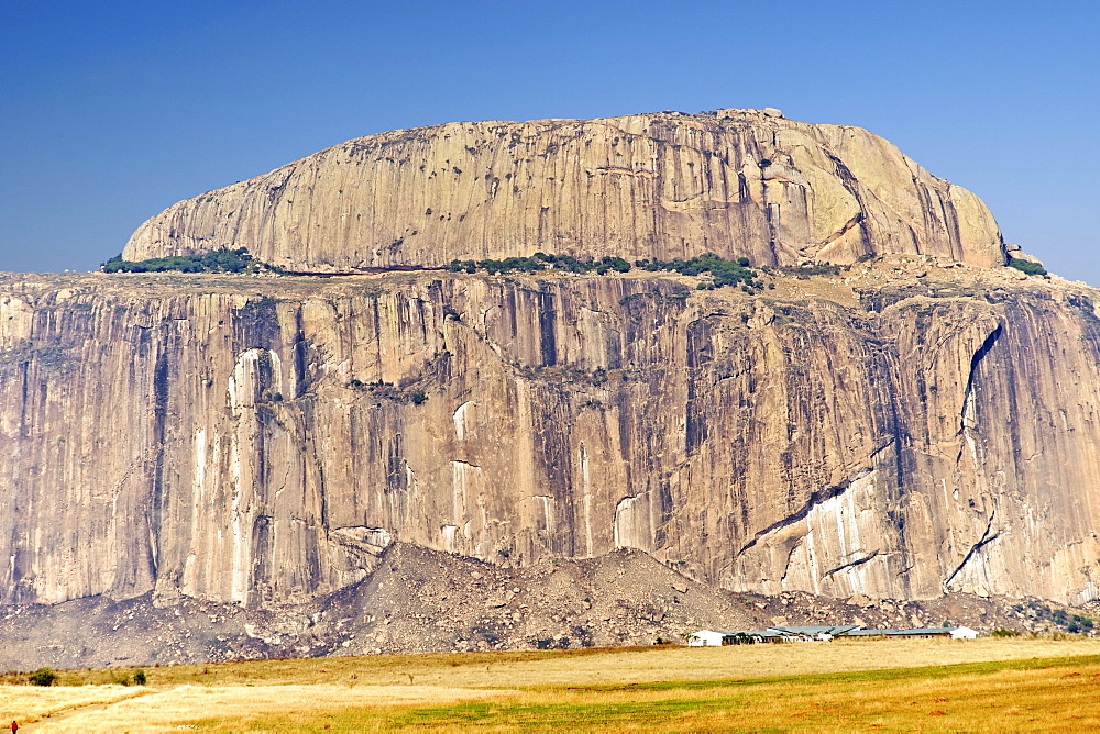 Fandana, the gateway to the south, a rock formation alongside the RN7 road in southwest Madagascar, Madagascar, Africa