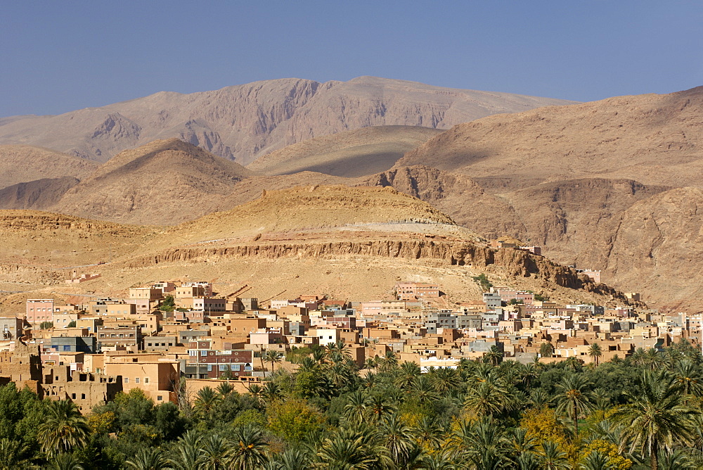 A village and surrounding plantations at the beginning of the Todra Gorge in the vicinity of Tinehir in the High Atlas mountains of Morocco